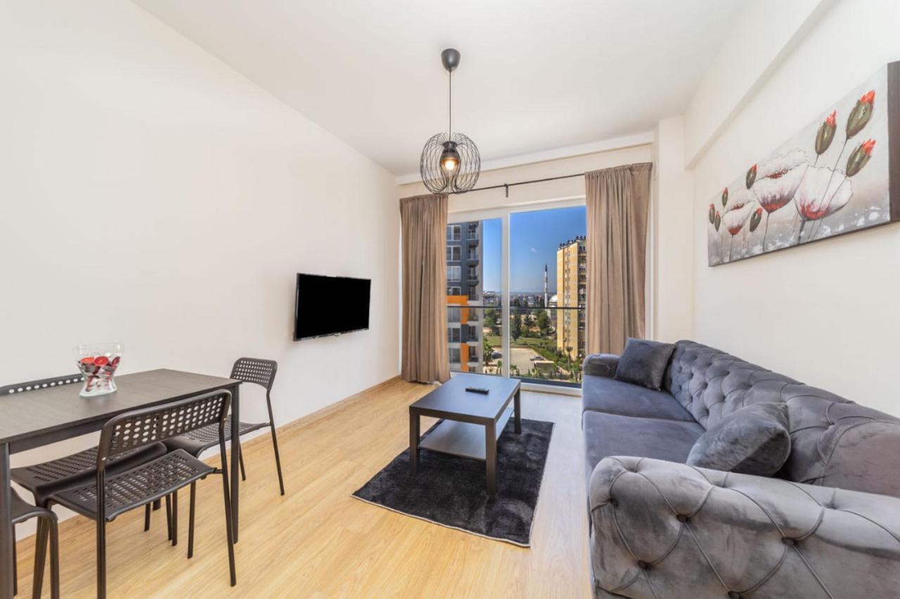 Exquisite Flat With Shared Pool In Kepez Apartment