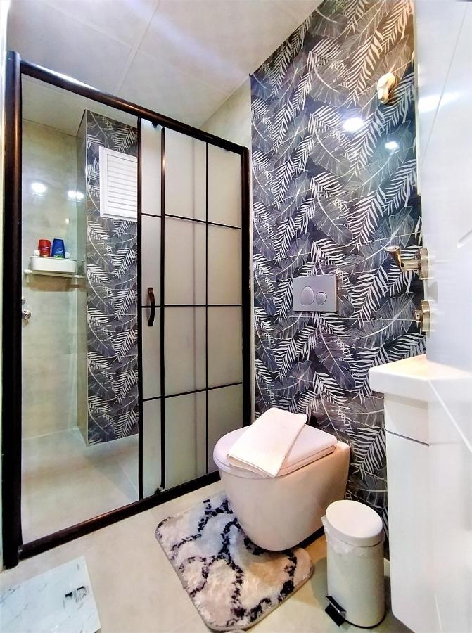 Central And Fully Furnished Flat In Muratpasa Apartment *