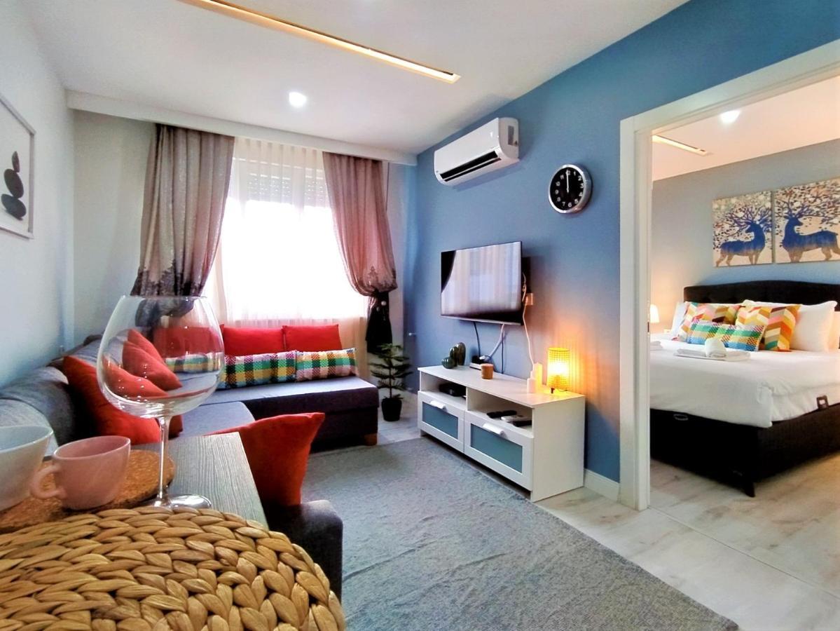 Central And Fully Furnished Flat In Muratpasa Apartment Antalya