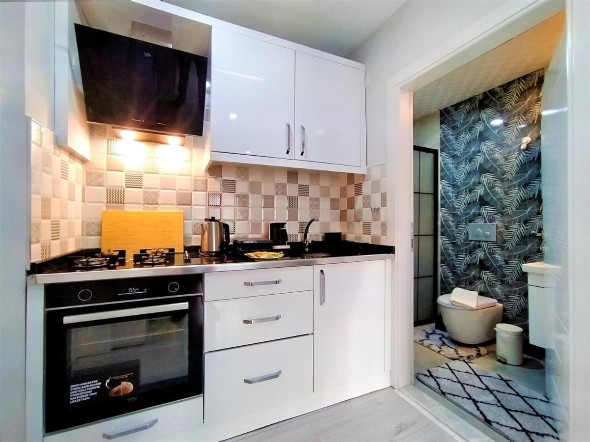 Central And Fully Furnished Flat In Muratpasa *