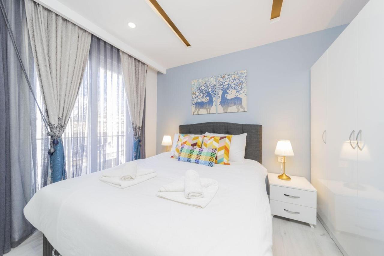 Central And Fully Furnished Flat In Muratpasa