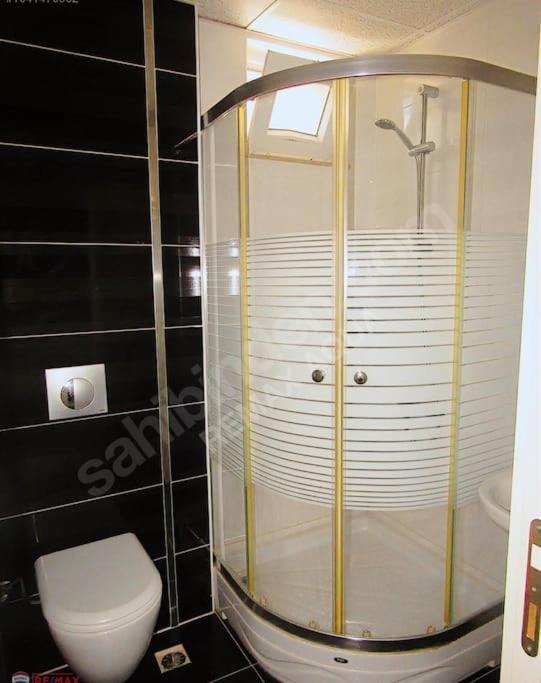 Lara Denize Sifir Havuzlu Sifir Esyali 2 Yatak Odali Muhtesem Ev Apartment Antalya