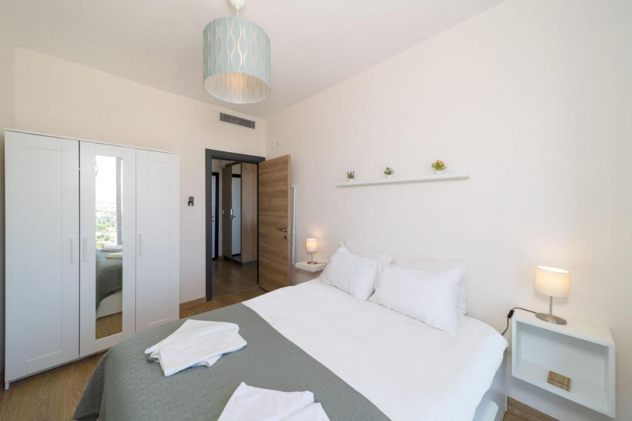 Apartment Pleasant Flat With Shared Pool In Kepez *