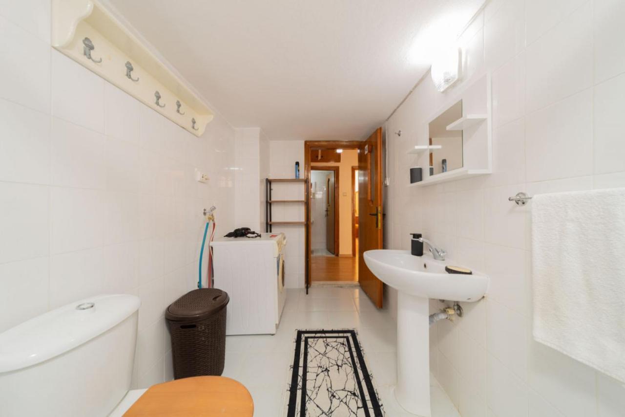 Cozy Flat With Balcony 5 Min To Konyaalti Apartment