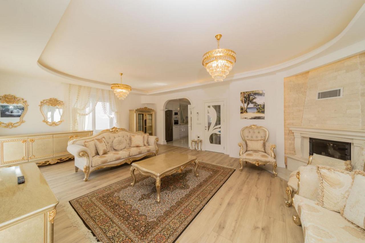 Great With Pool Hammam And Sauna In *