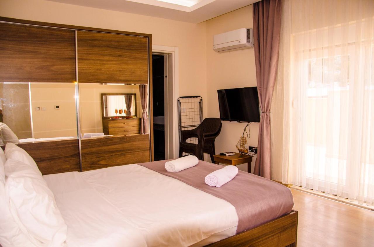 Aparthotel Flamingo 3*