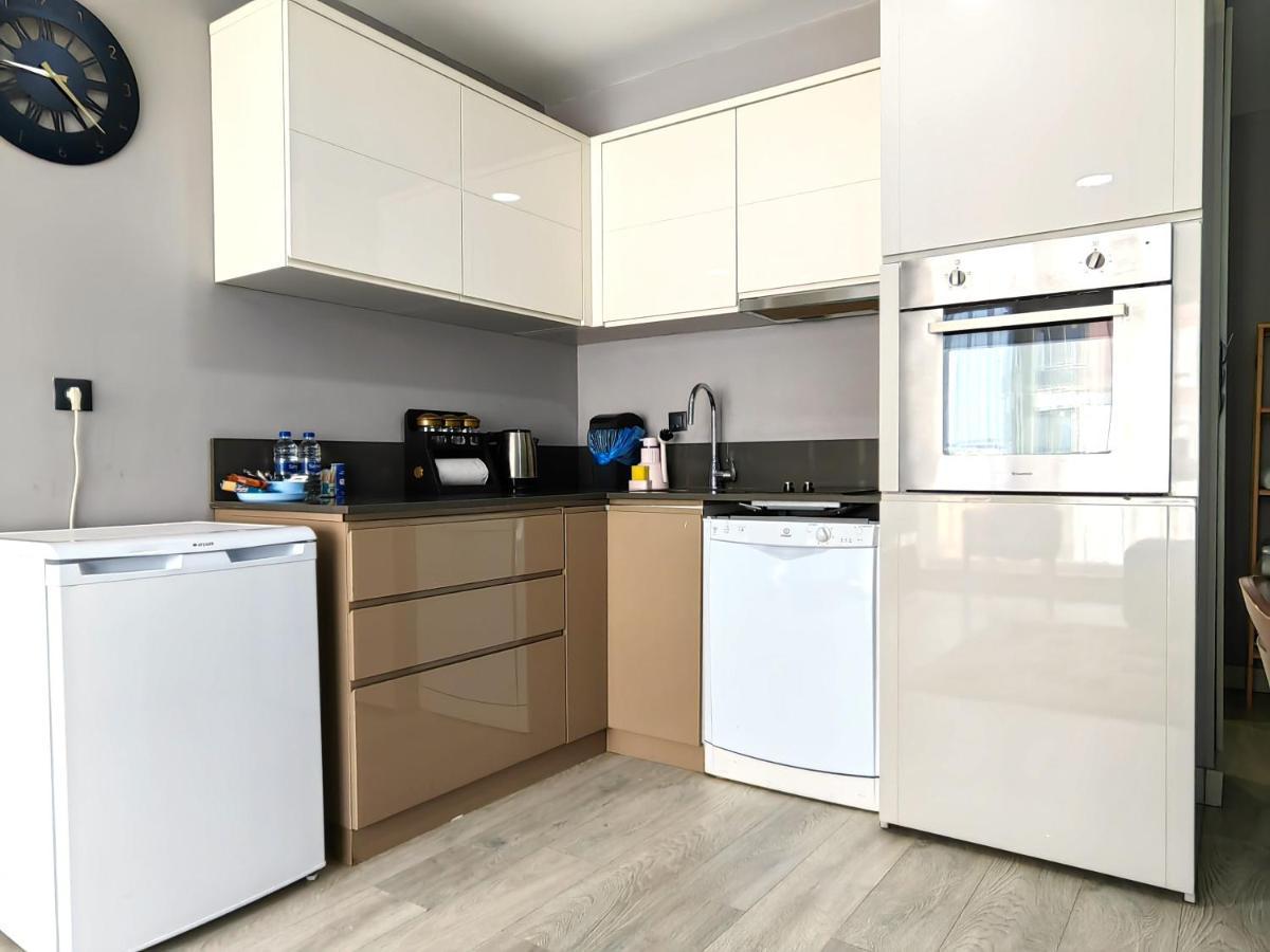 Legoland Complex Pool, Security Apartment Antalya