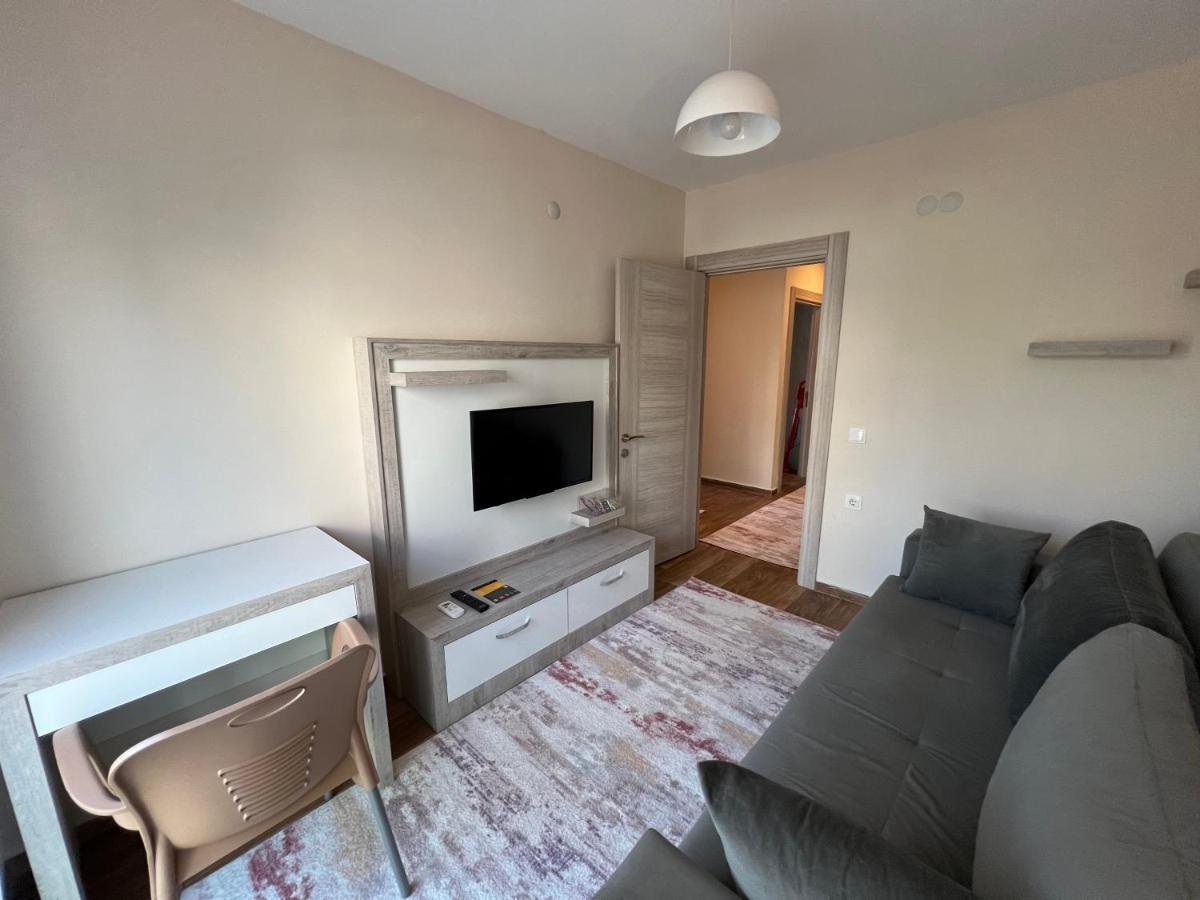 Spacious Flat Close To Sea'4' Antalya
