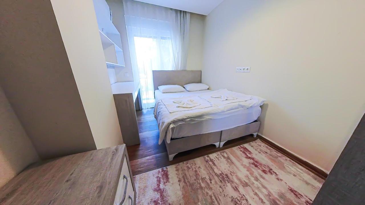 Spacious Flat Close To Sea'4' Apartment