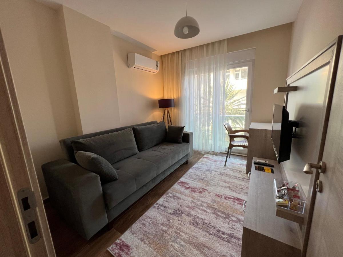 Spacious Flat Close To Sea'4' Apartment Antalya
