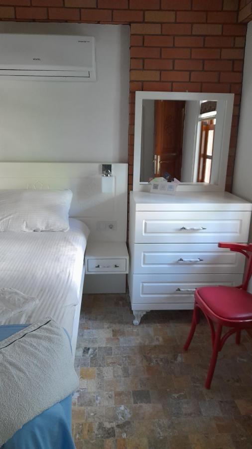 Aparthotel Bat *