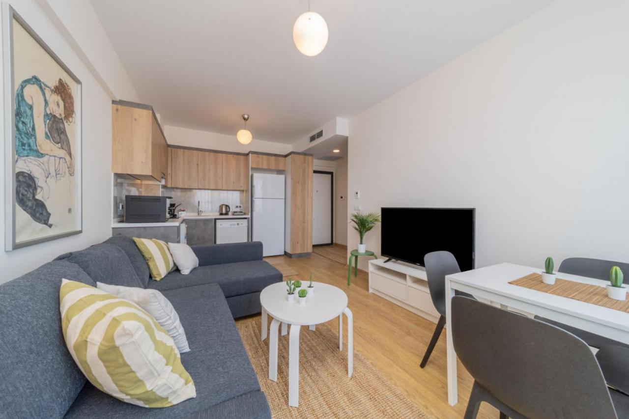 Gorgeous Flat With Shared Pool In Kepez * Antalya