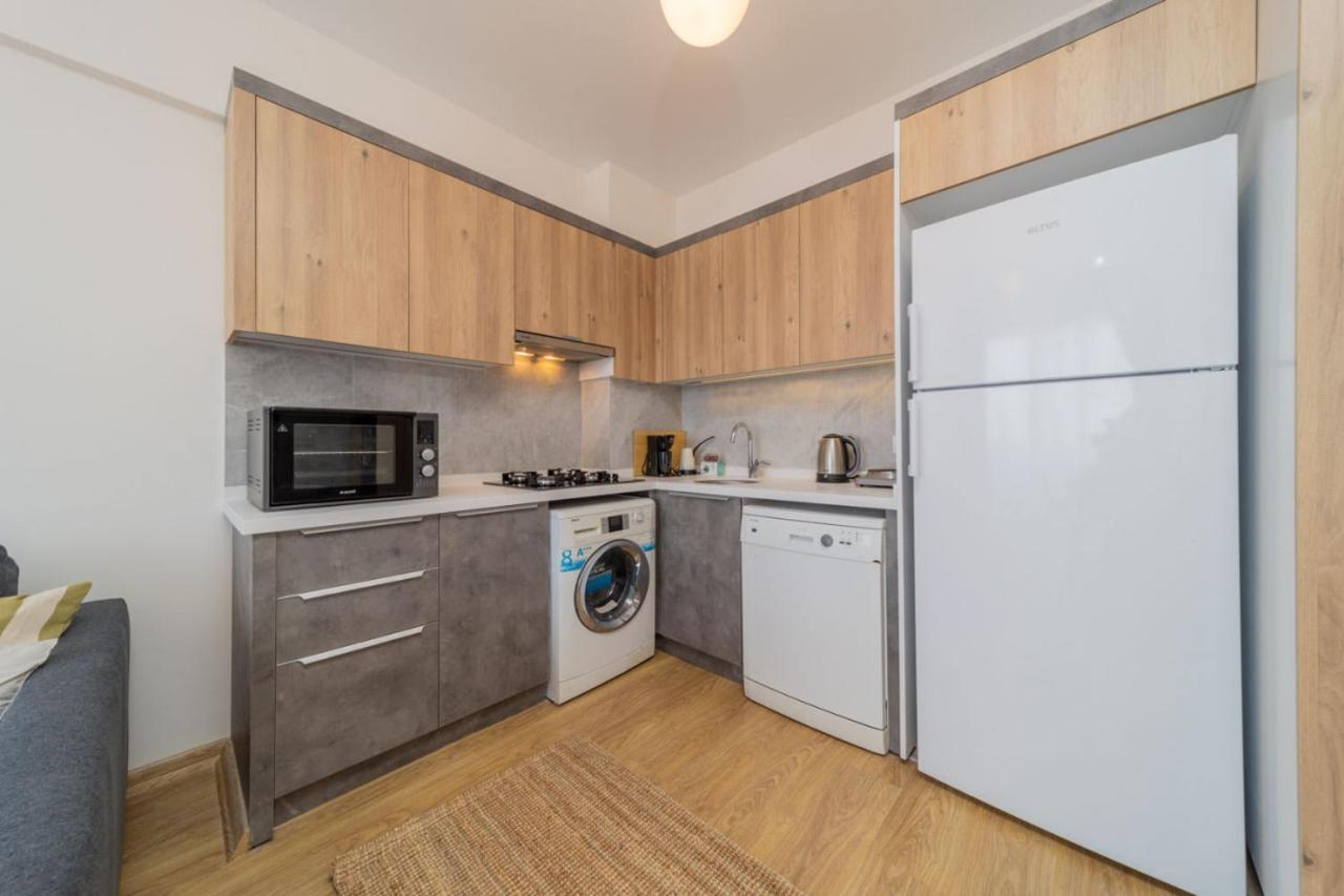 Gorgeous Flat With Shared Pool In Kepez *