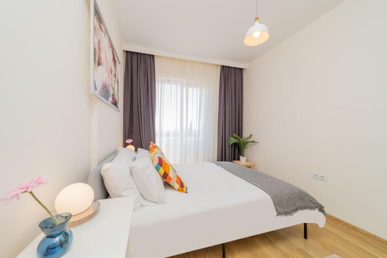 Apartment Gorgeous Flat With Shared Pool In Kepez *