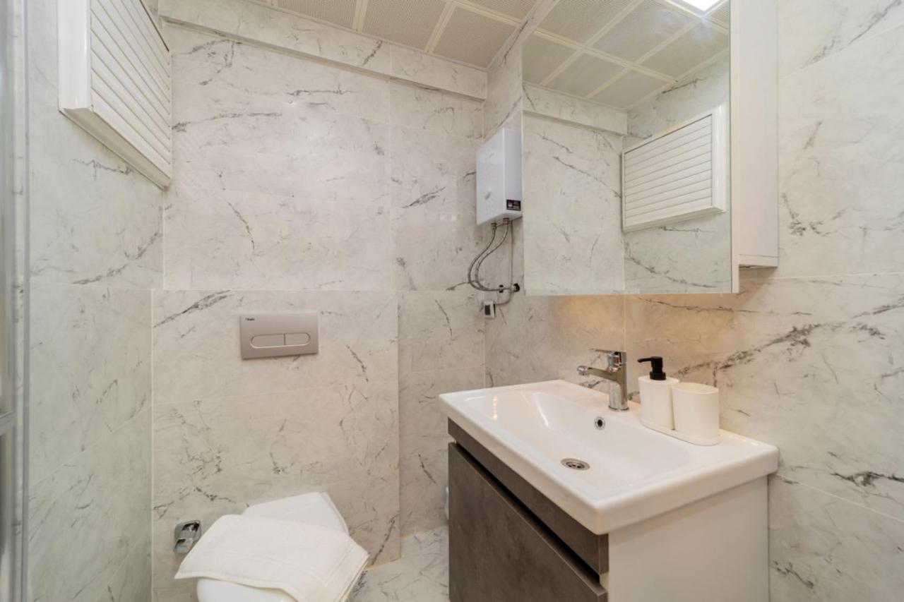 Gorgeous Flat With Shared Pool In Kepez * Antalya