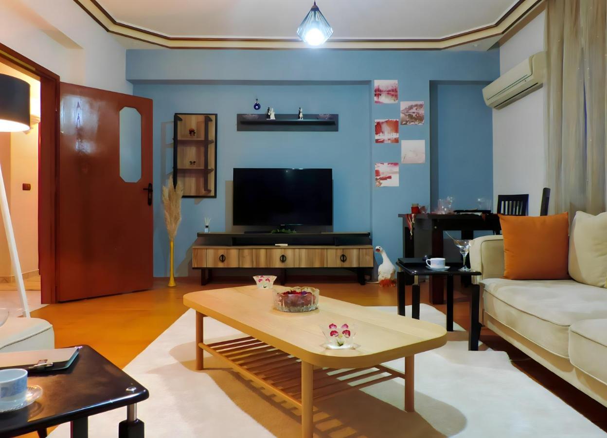 And Serene Flat With Balcony In *