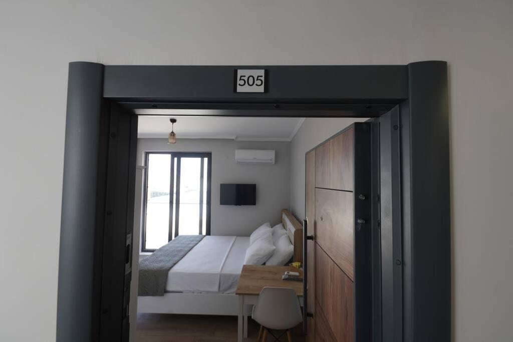 Royal Homes 505
