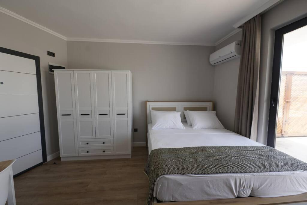 Otel Royal Homes 506 *