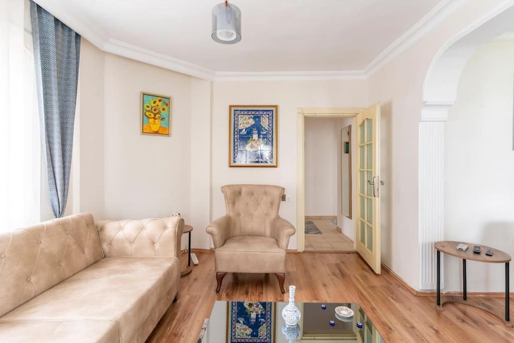Myrixoss Apartment *