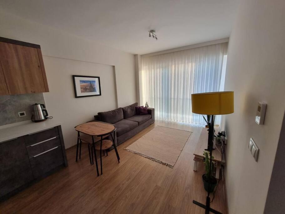 Daire Comfy Close To Airport