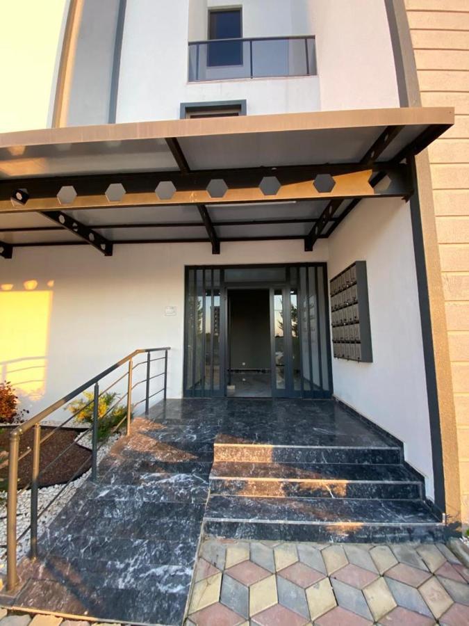 Altintas Apartment *