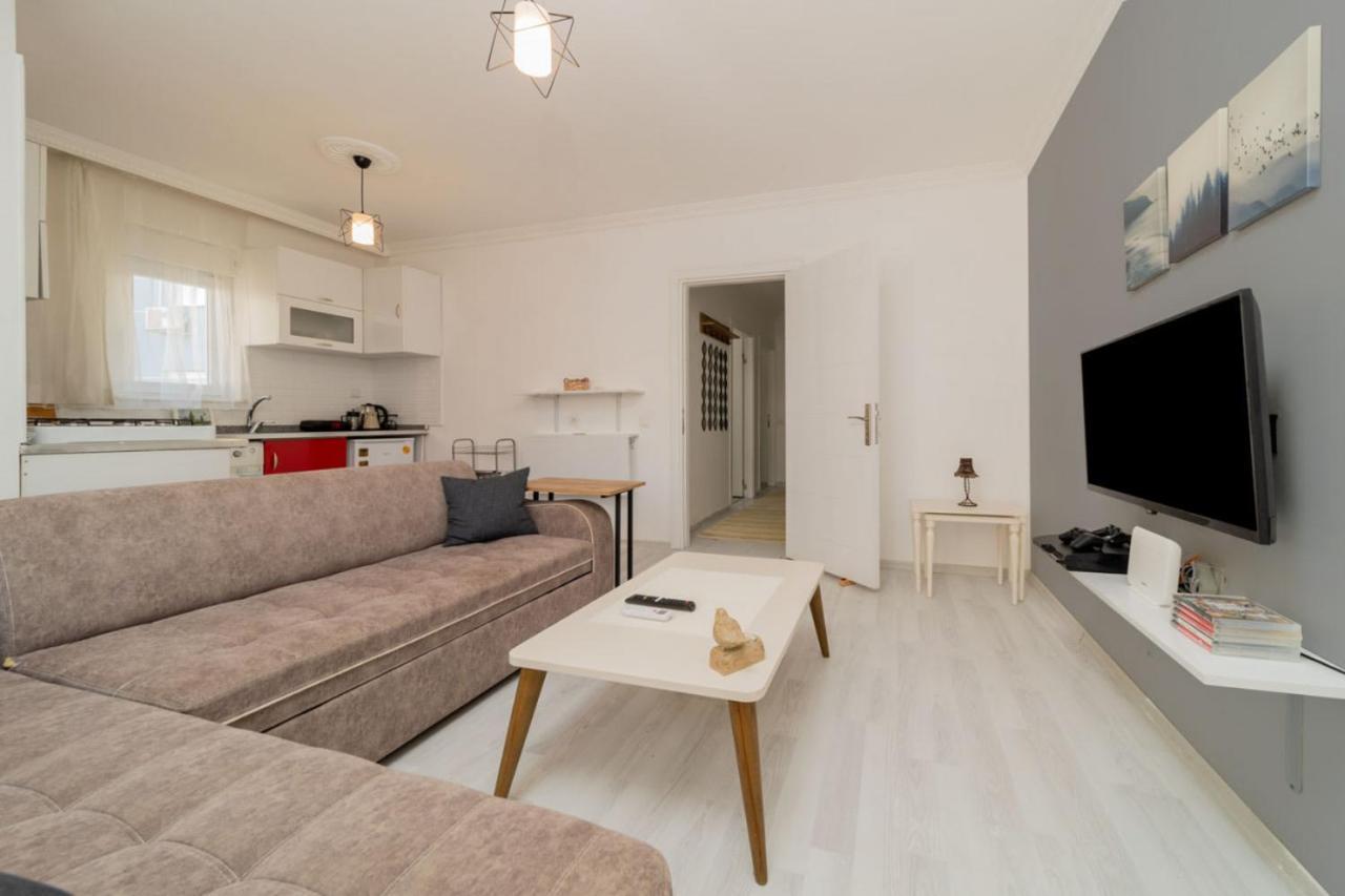 Flat In With Shared Pool And Garden * Antalya