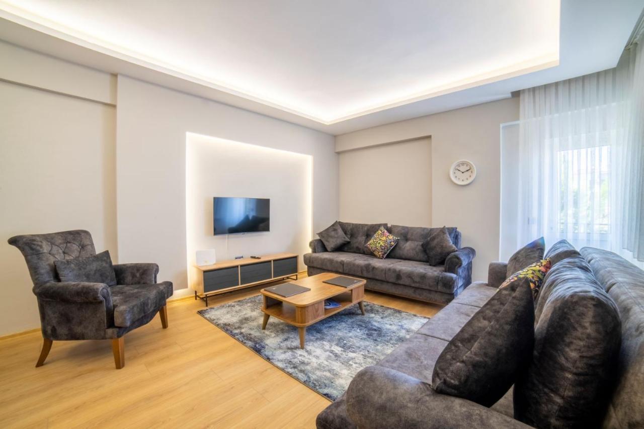 Apartment 2 Bedroom Super Near To The Konyaalti Beaches Antalya