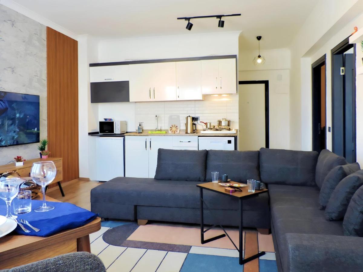 Chic Flat 10 Min To Lara Beach In Antalya