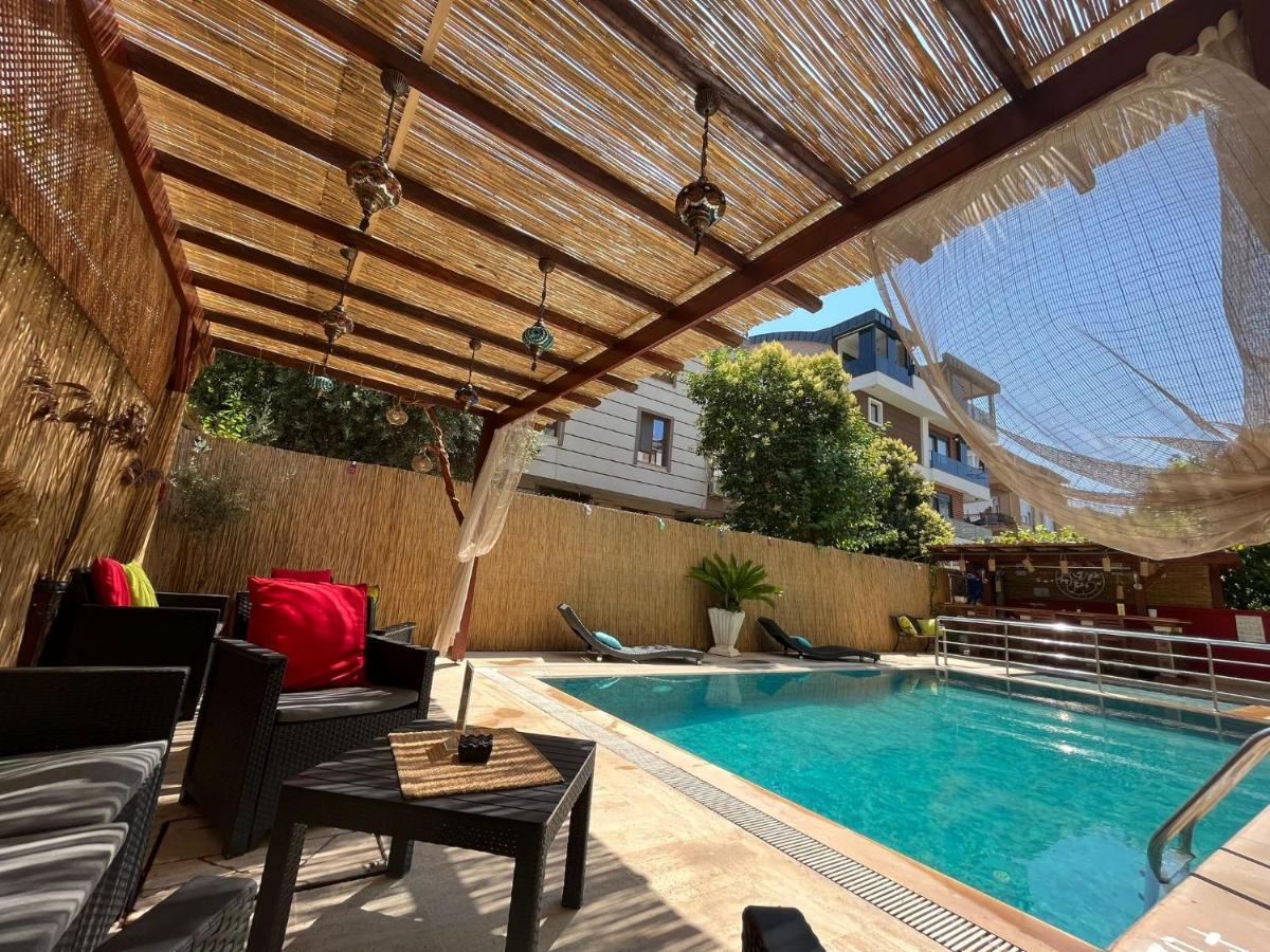 Beyaz Melek Otel Antalya