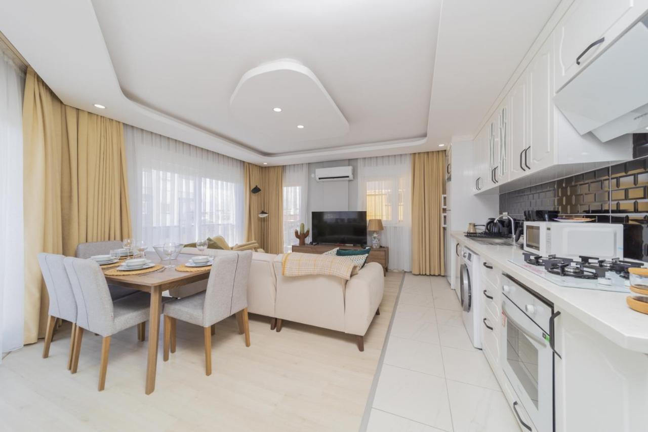 Apartment Flat W Balcony 5 Min To Konyaalti And Marina Antalya
