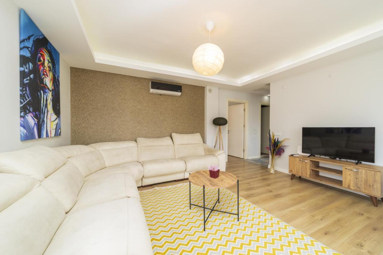 Luminous Flat 15 Min To Hadrian Gates Apartment *
