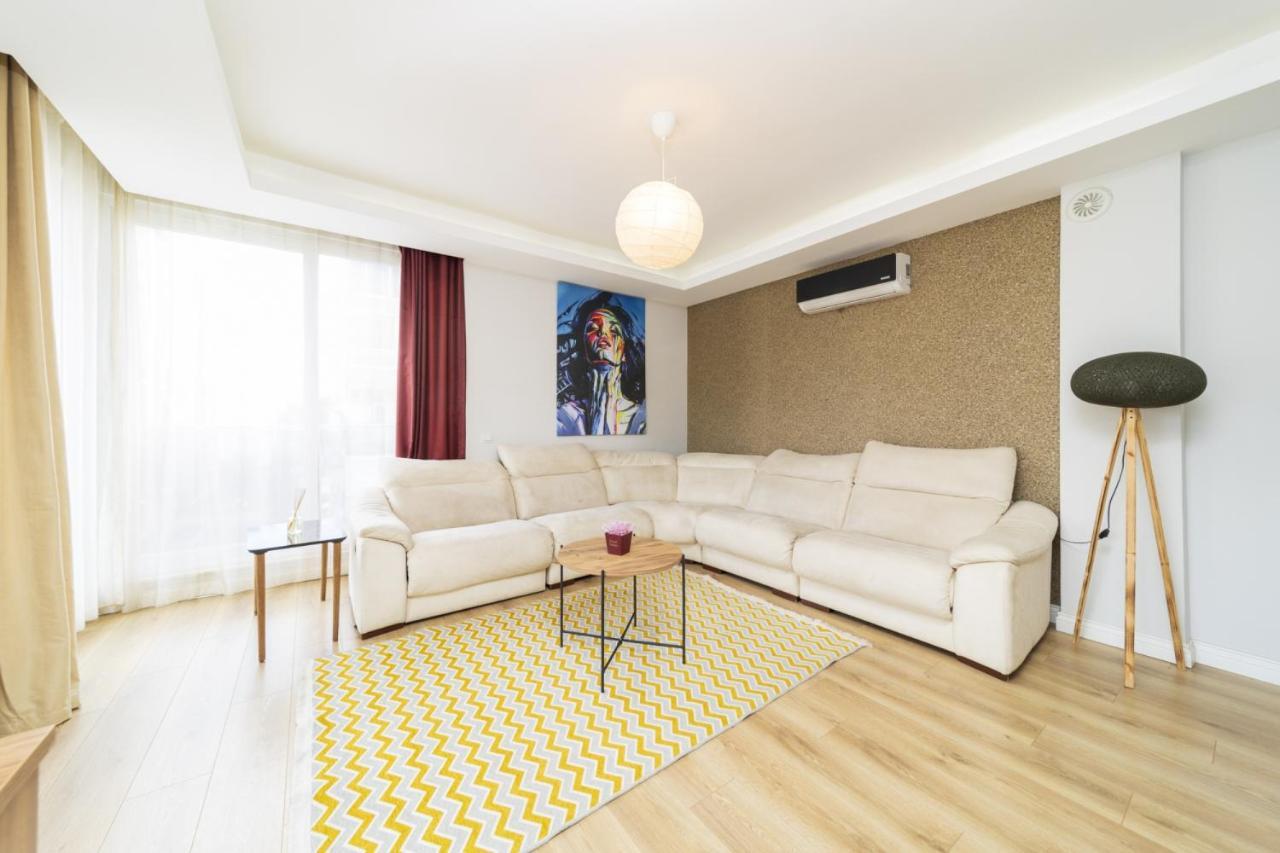 Apartment Luminous Flat 15 Min To Hadrian Gates