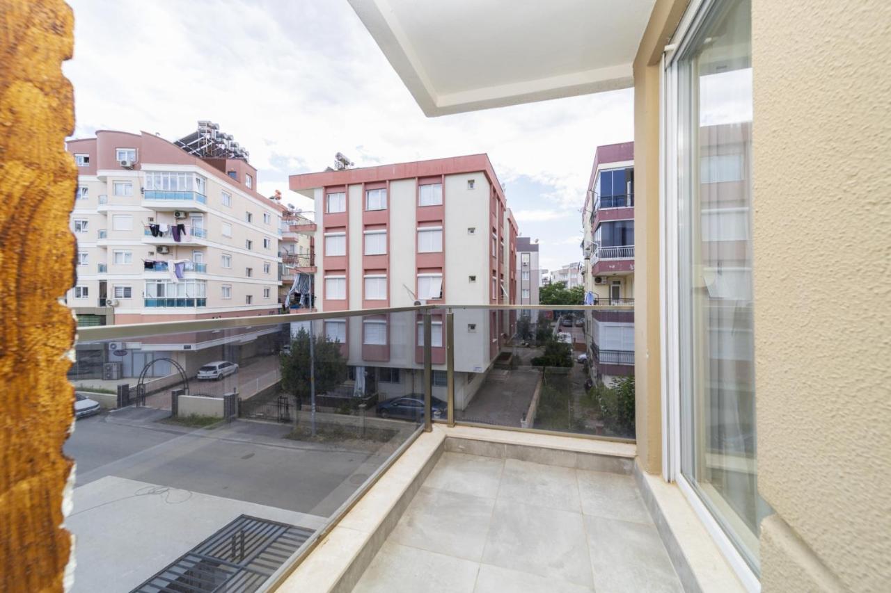 Apartment Luminous Flat 15 Min To Hadrian Gates Antalya