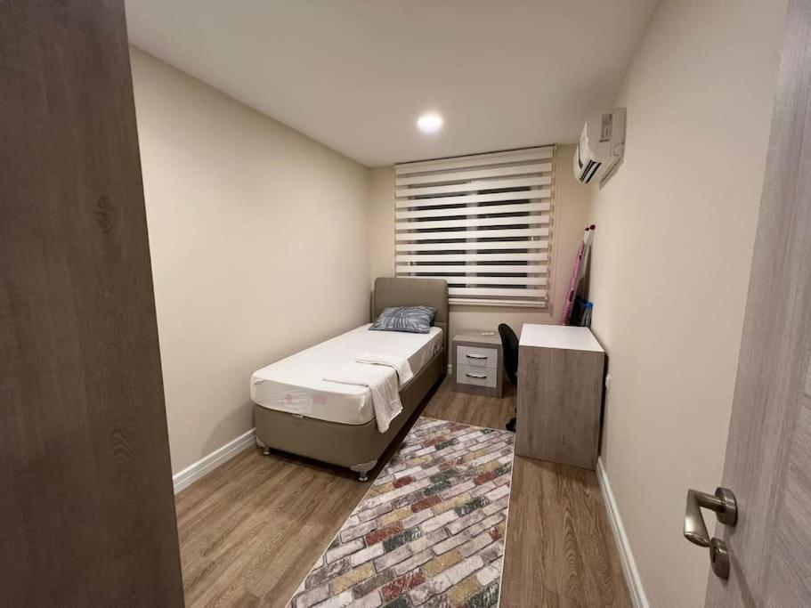Erasta Avm 2dk Konyaalti Plaji 3km Genis Daire'16' Apartment *