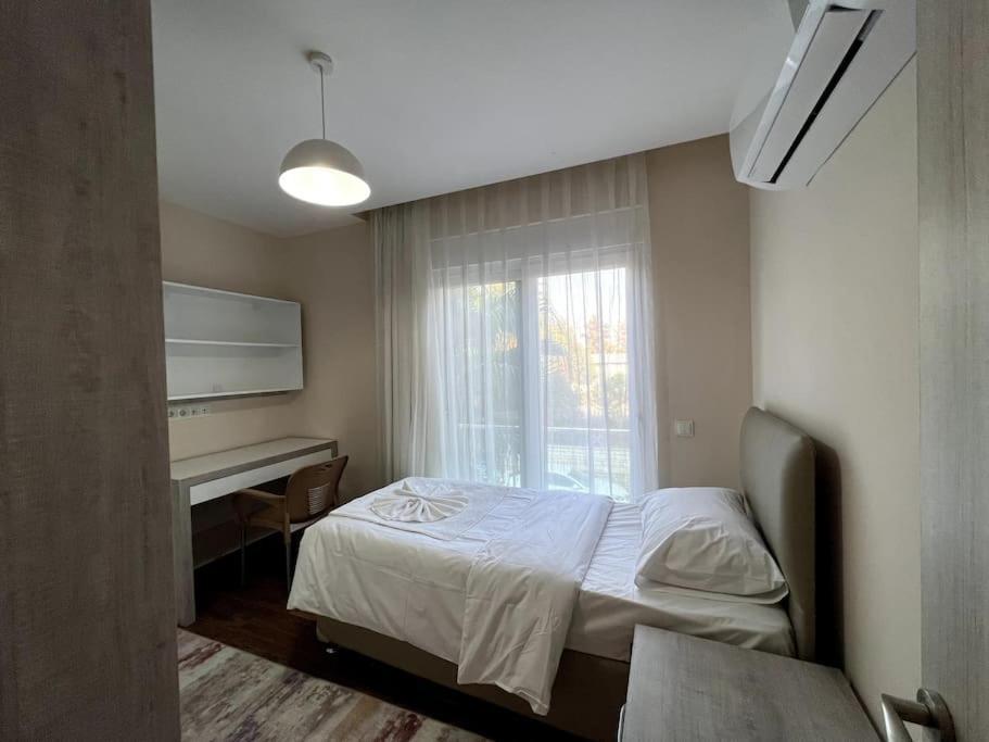 Sik, Merkezde Denize 3 Km Kueltuer Kafeler Cd. 2 Dk '12' Apartment Antalya