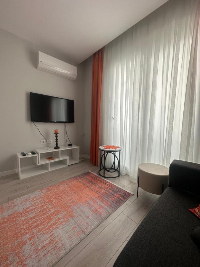 Daire Havalimani Ve Avm Yakini Havuzlu Lux1+1 Ozel Fiyat Antalya