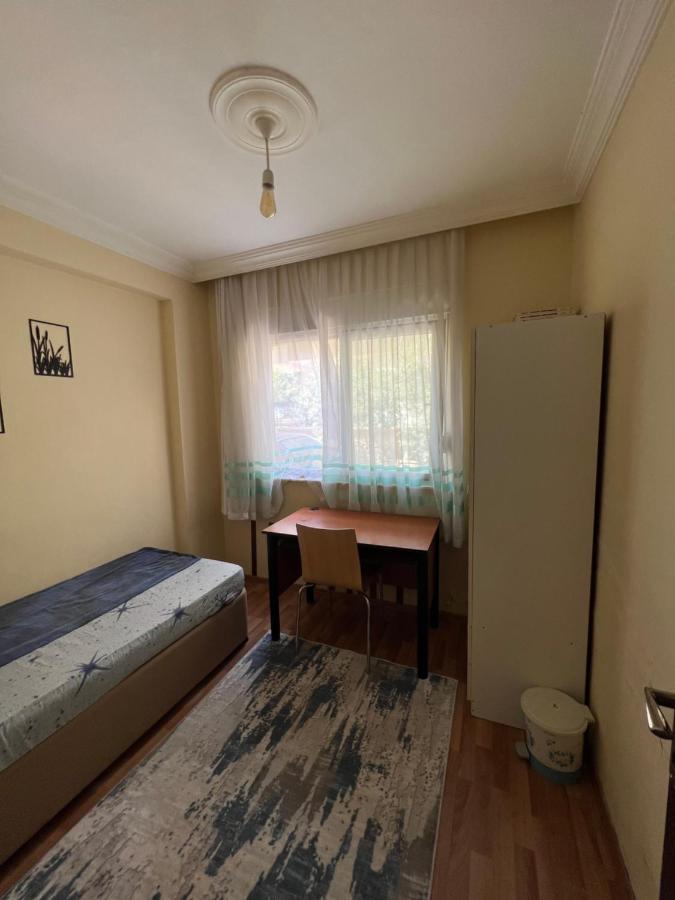 Sehrin Kalbinde Denize Yakin Antalya