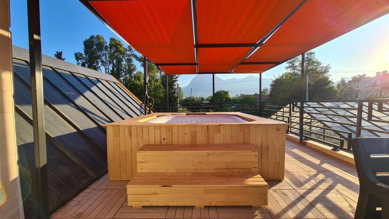 Orange House Private Garden Terrace Hot Tub Mountain Views Konyaalti Villa