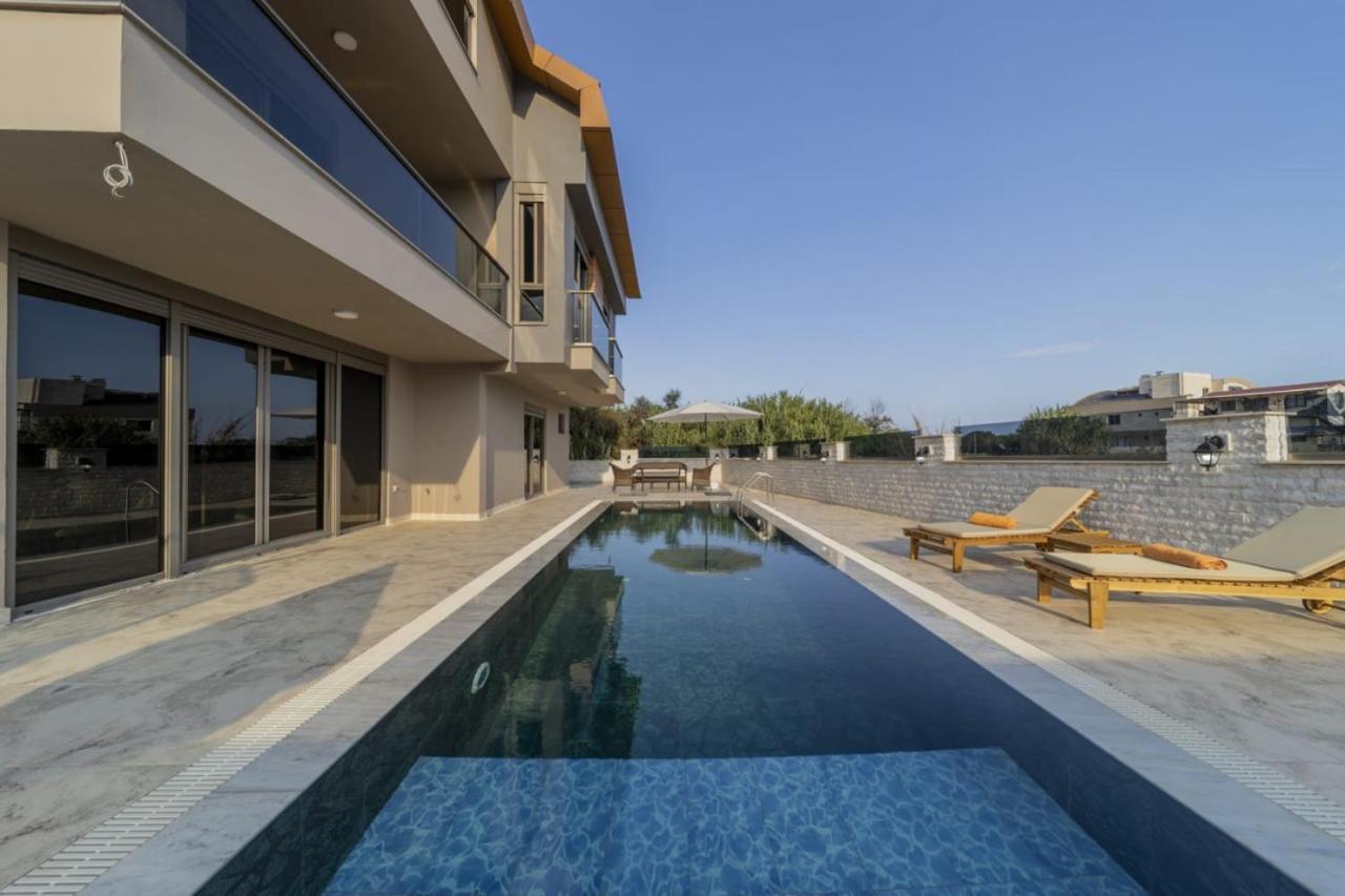 Villa Luxury With Private Pool Close To Lara Beach *