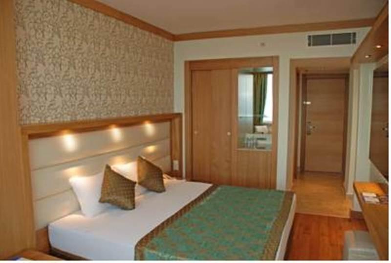 Oz & Adult Only 16 Otel 5*