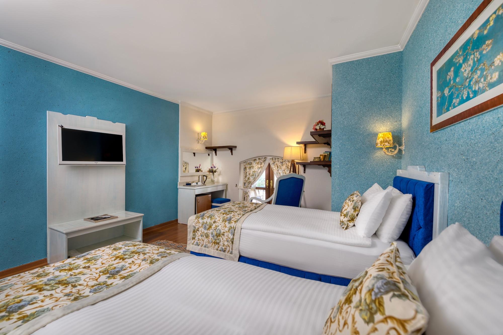 Hotel Adalya Port 4*