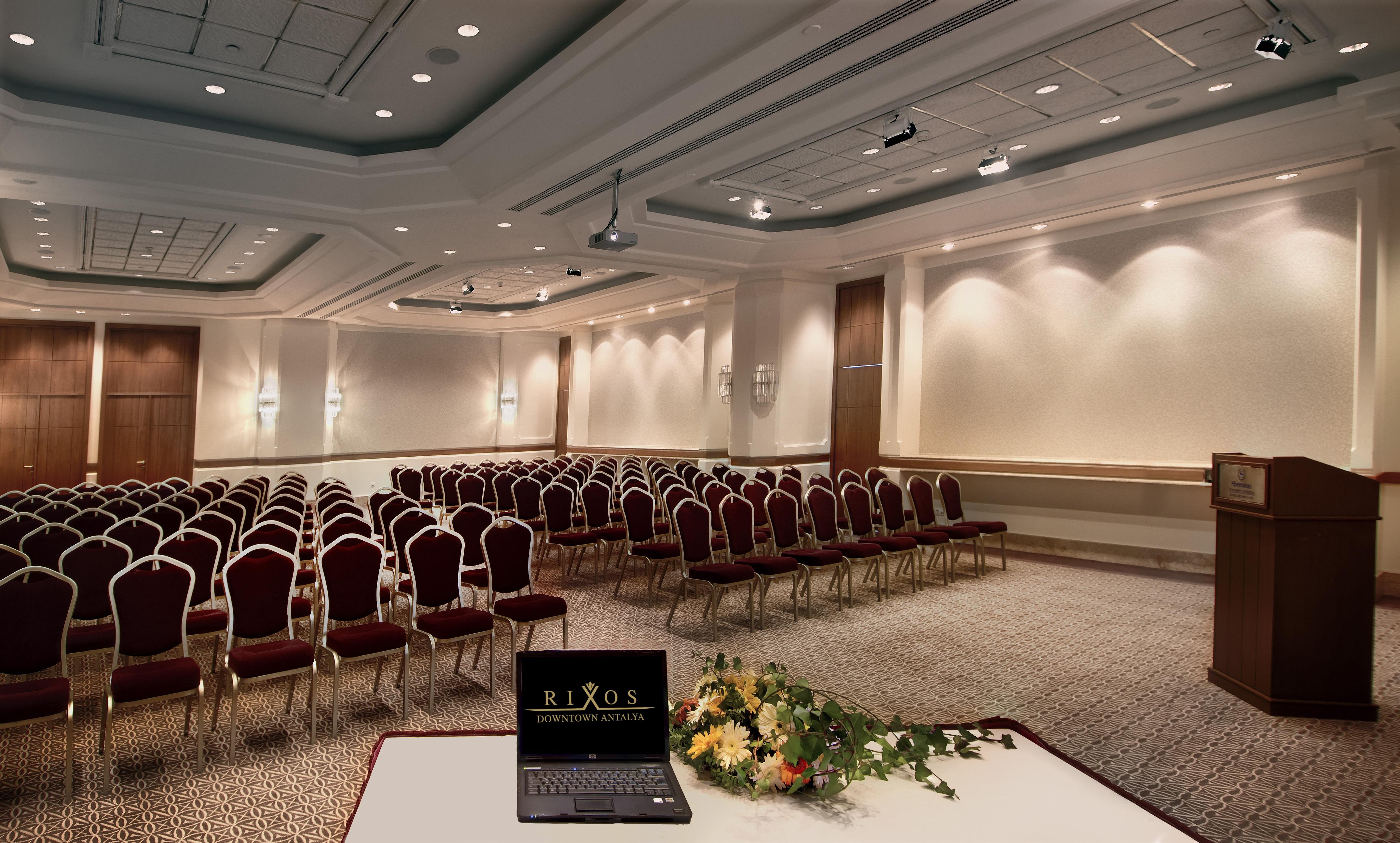 Rixos Downtown - The Land Of Legends Access Otel Antalya