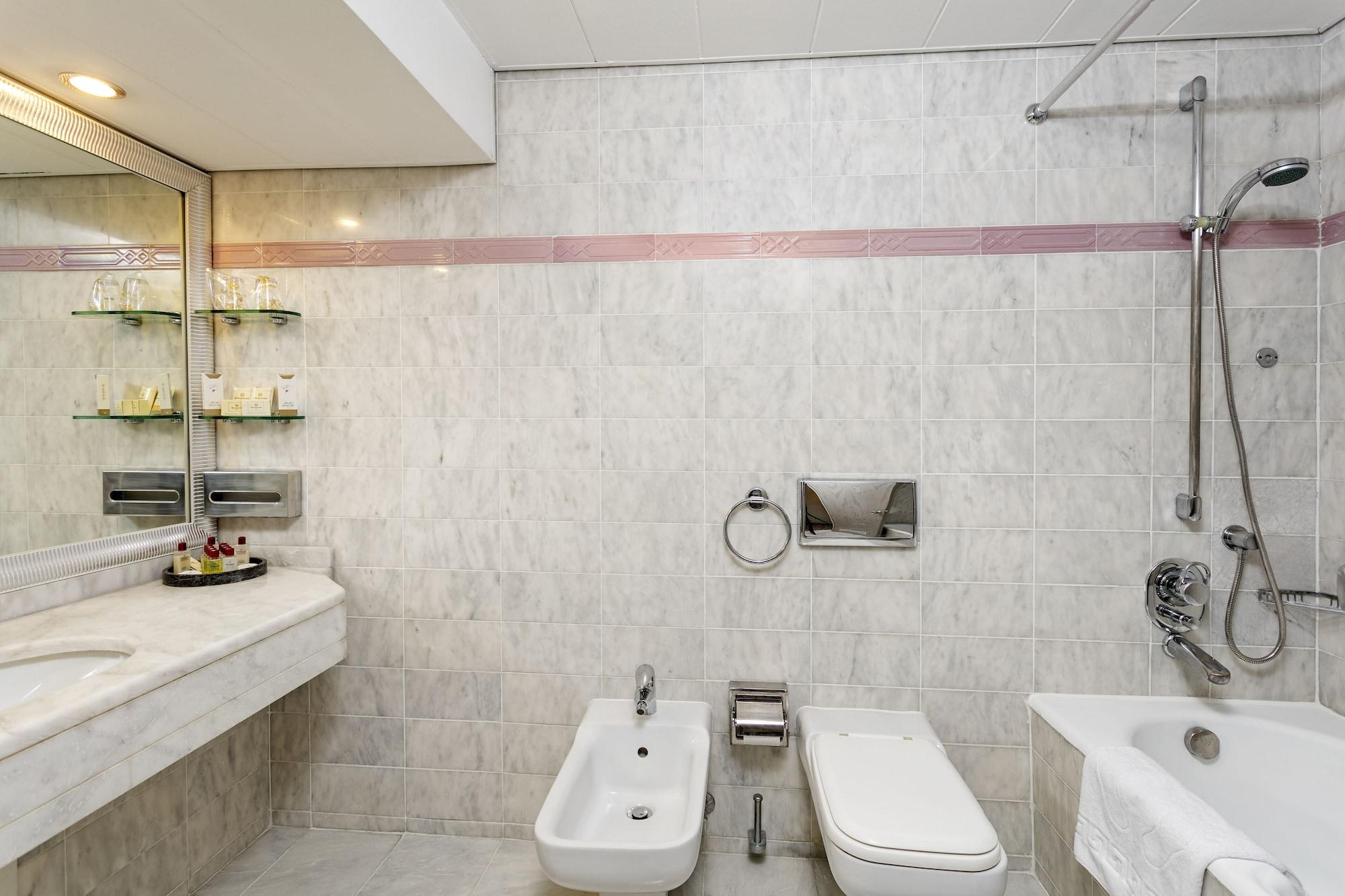 Oezkaymak Falez Hotel 5*