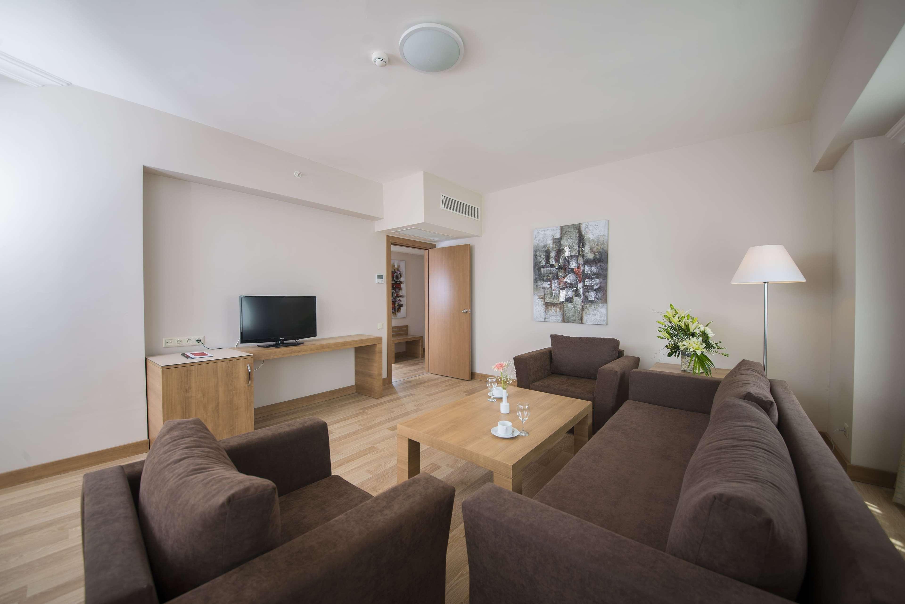 Ramada By Wyndham Lara Hotel Antalya