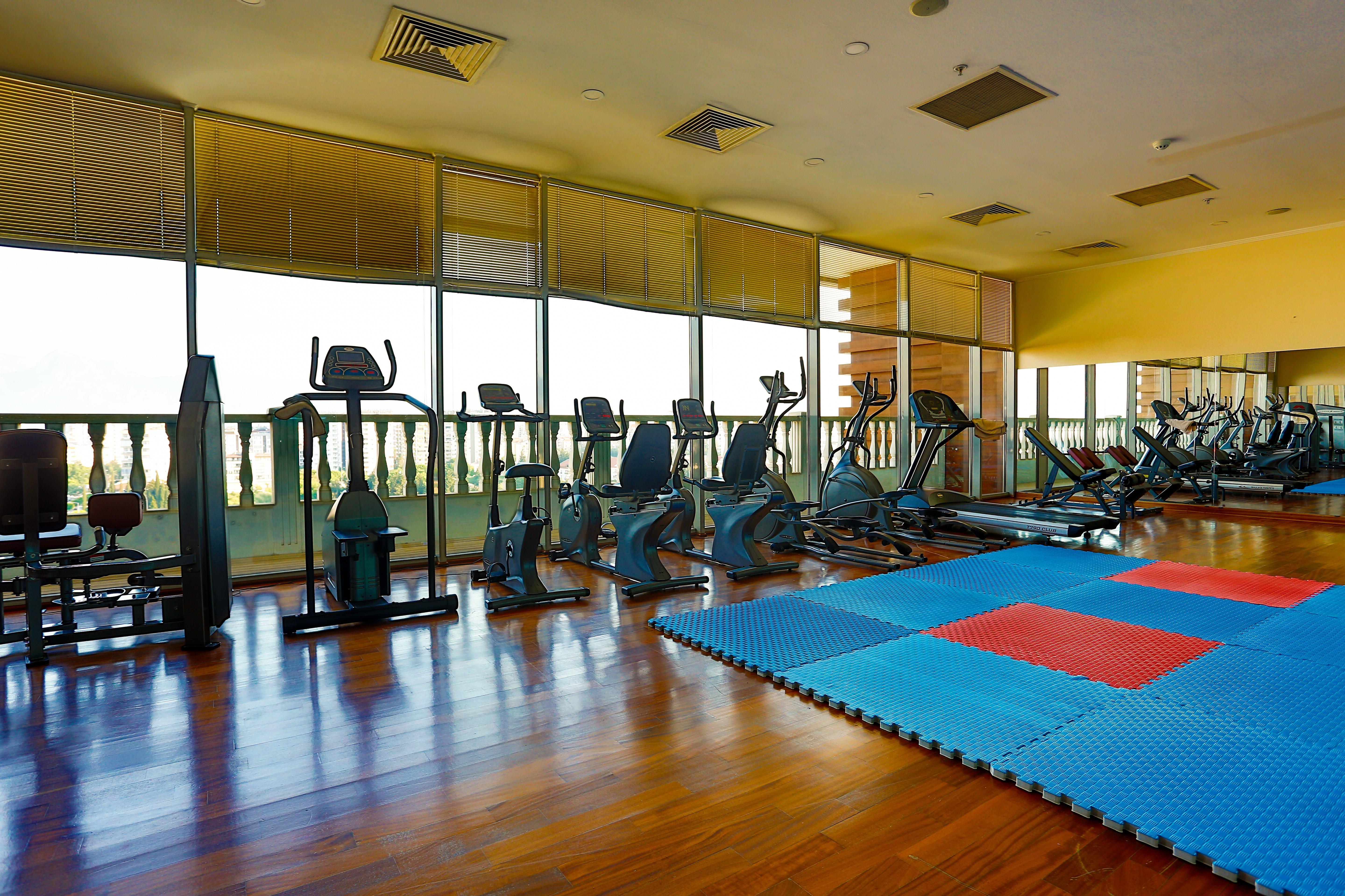 Crowne Plaza By Ihg Hotel 5*