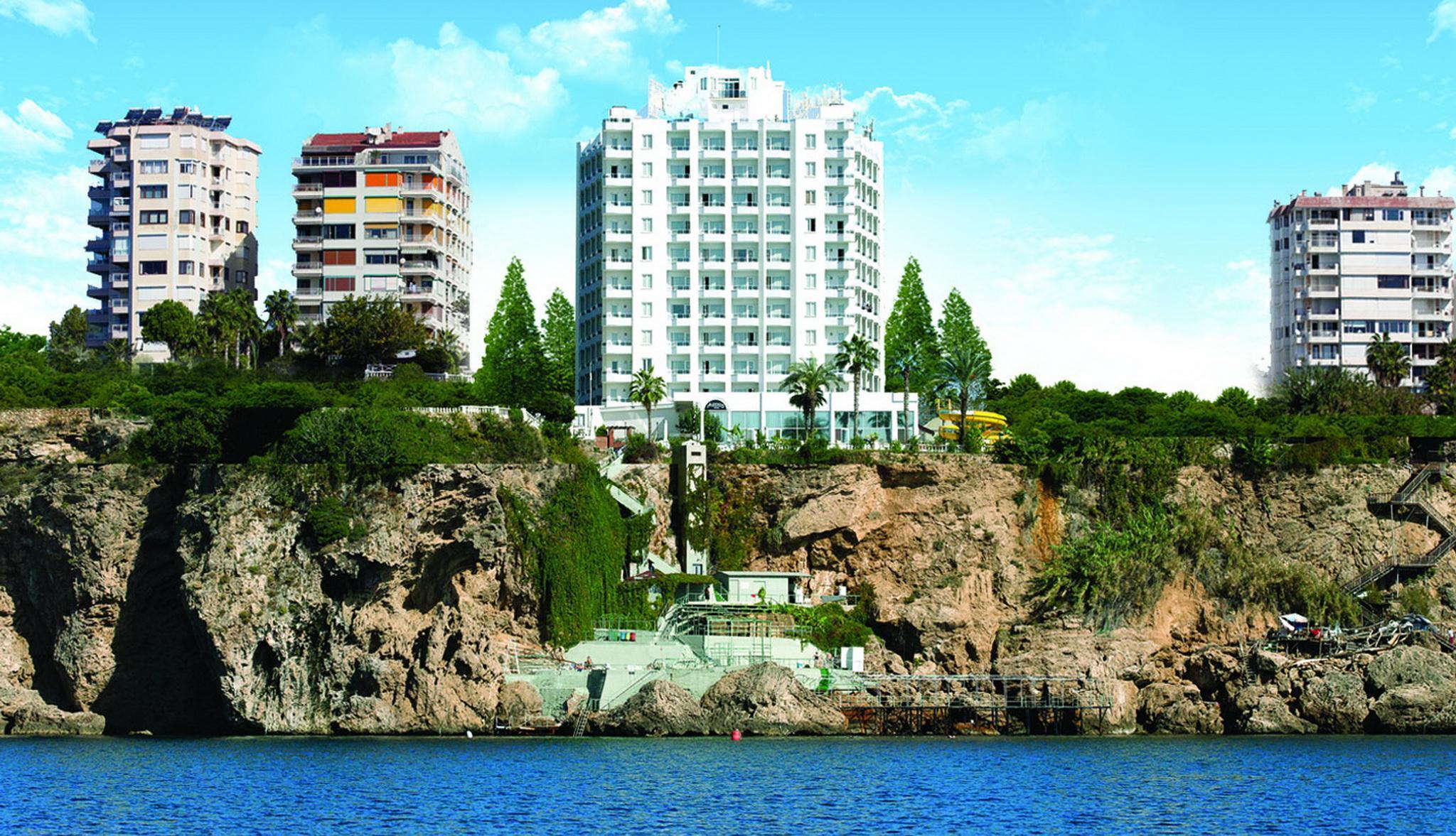 Otel Adonis