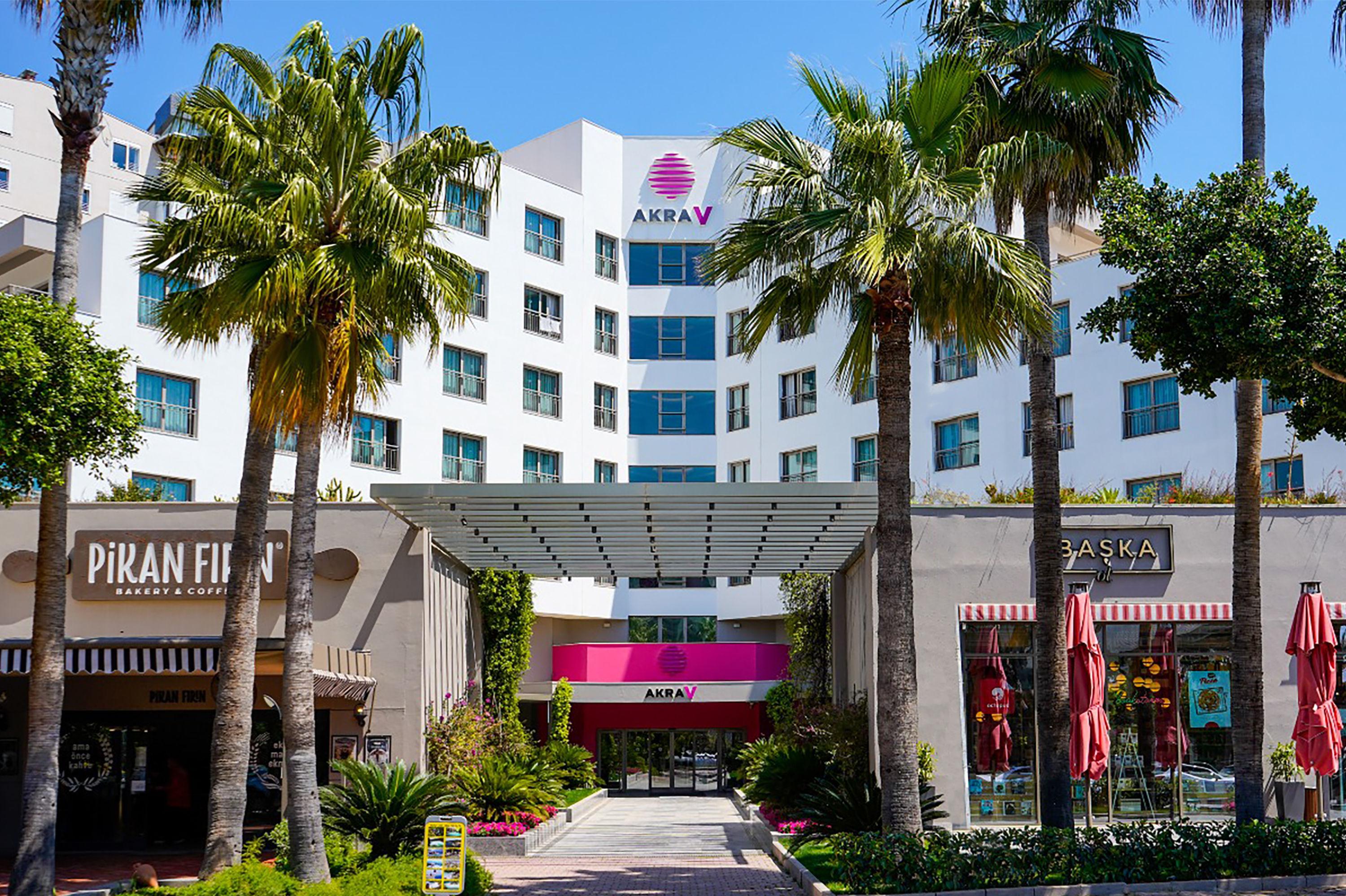 Akra V Otel