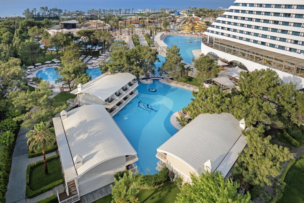 Titanic Lara Resort