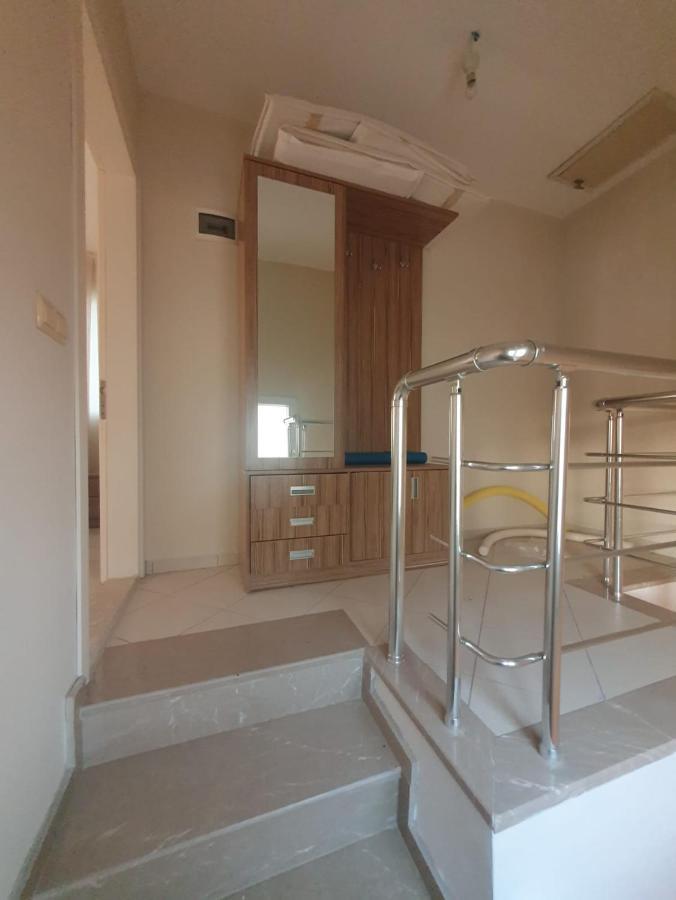 Caretta Antalya