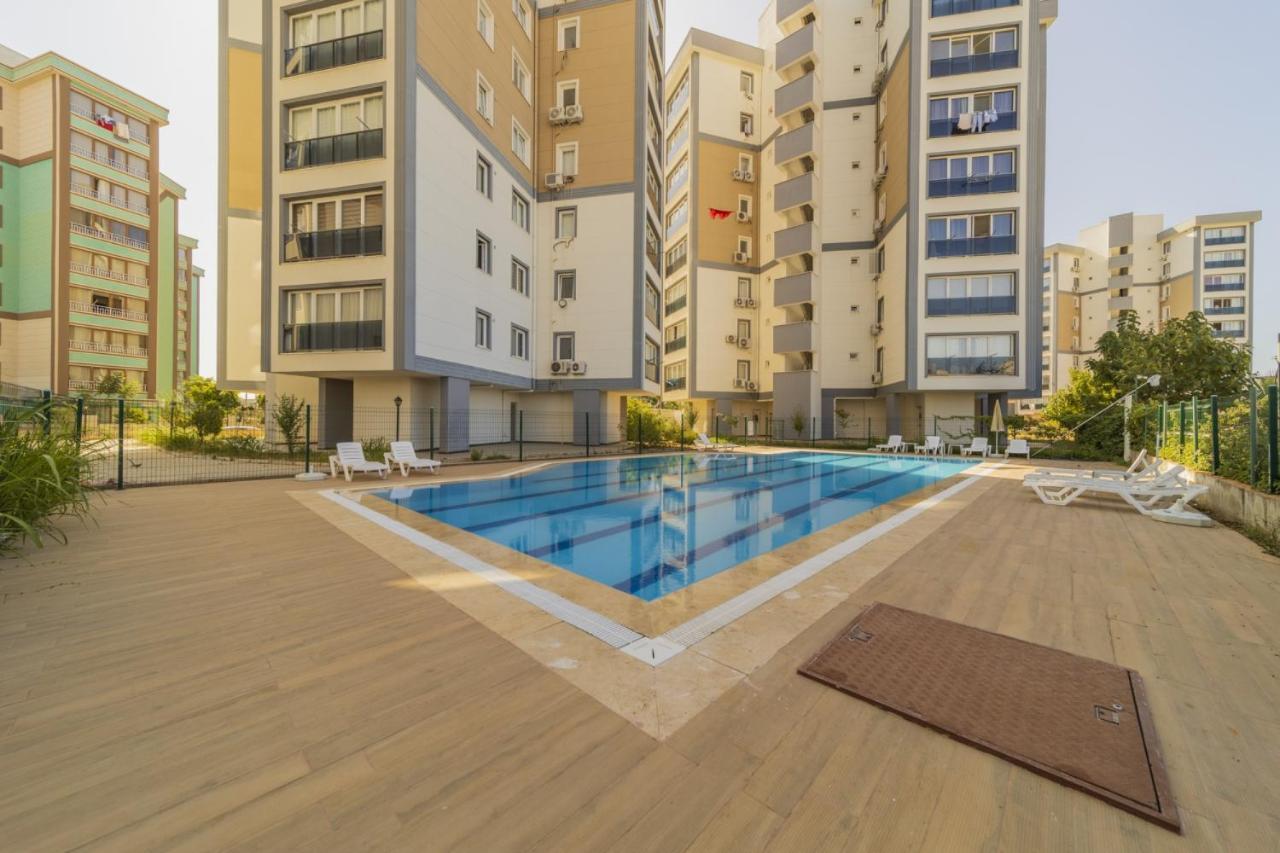 Luminous Flat W Shared Pool 5 Min To Lara